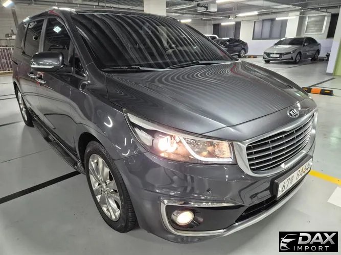 Kia Canival 9-seater Prestige