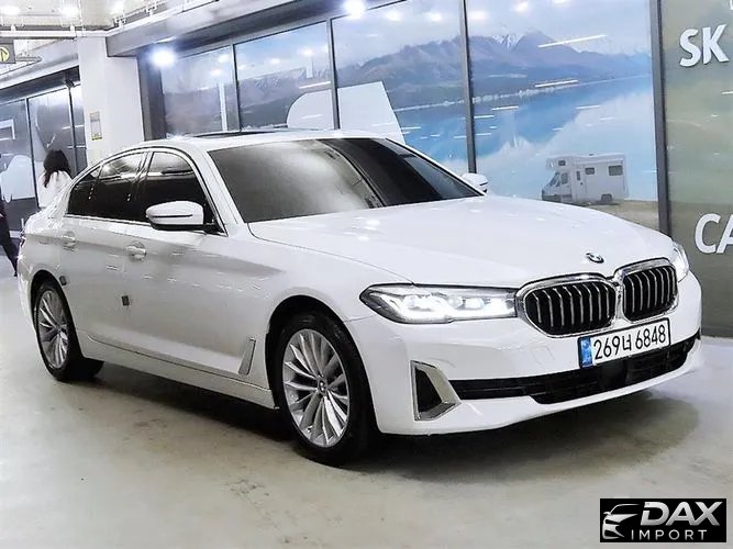 BMW 5-Series 523d xDrive Luxury