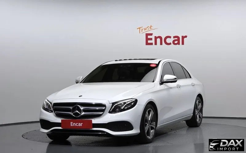 Mercedes-Benz E-Class E300 4MATIC Avnatgarde