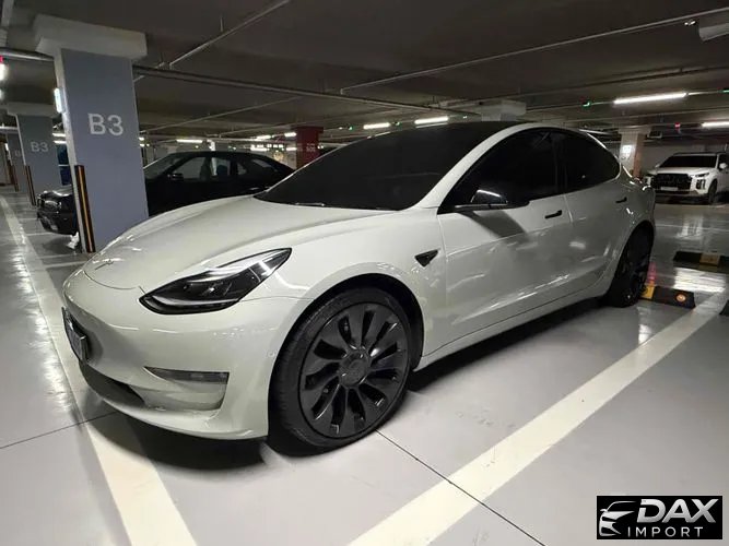 Tesla Model 3 Performance AWD
