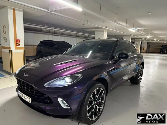 Astonmartin DBX 4.0 V8
