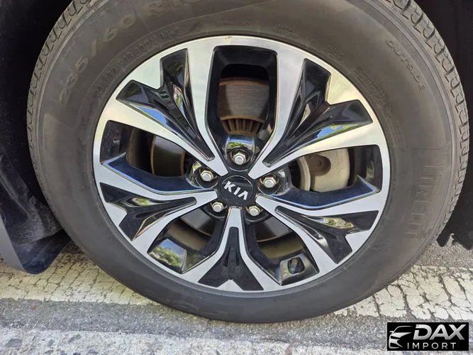 Kia Canival 9-Seater Noblesse