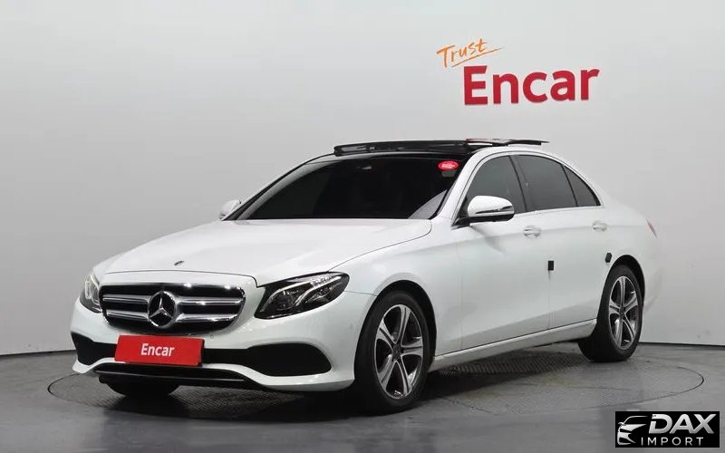 Mercedes-Benz E-Class E300 4MATIC Avnatgarde