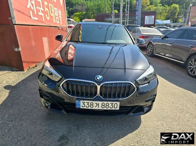 BMW 2-Series 220i Advantage