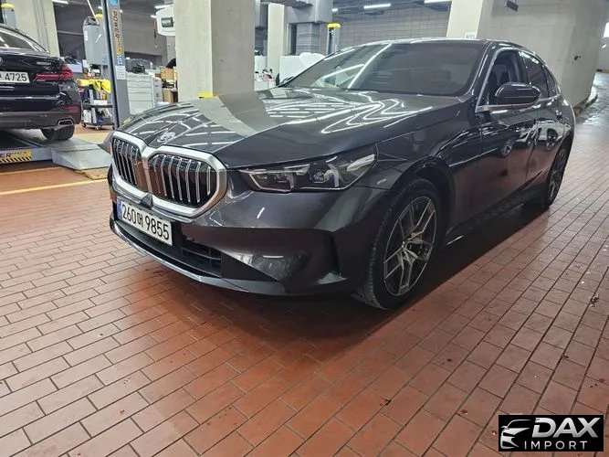 BMW 5-Series 520i