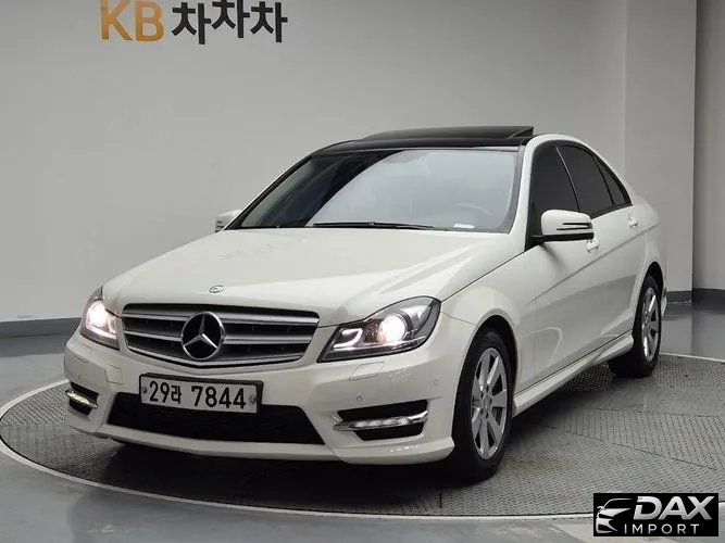 Mercedes-Benz C-Class C200 CGI AVANTGARDE