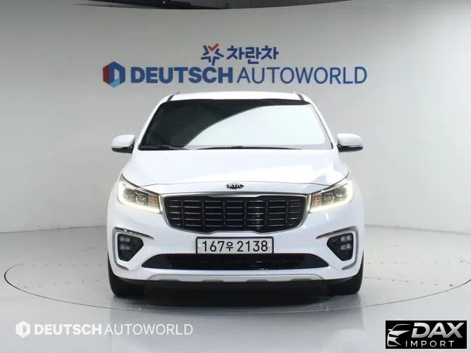 Kia Canival 9-Seater Noblesse