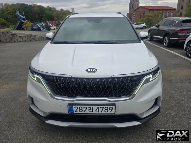 Kia Canival 9-Seater Prestige