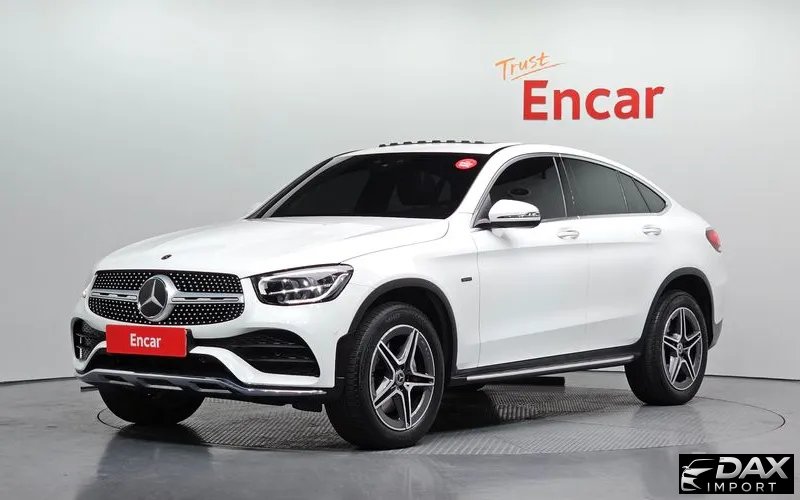 Mercedes-Benz GLC-Class GLC300e 4MATIC Coupe
