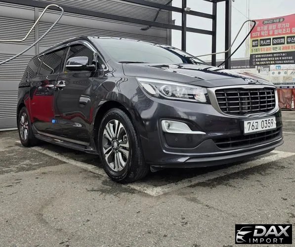 Kia Canival 11-Seater Prestige