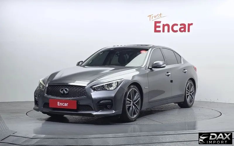 Infiniti Q50 3.5 Hybrid Essence