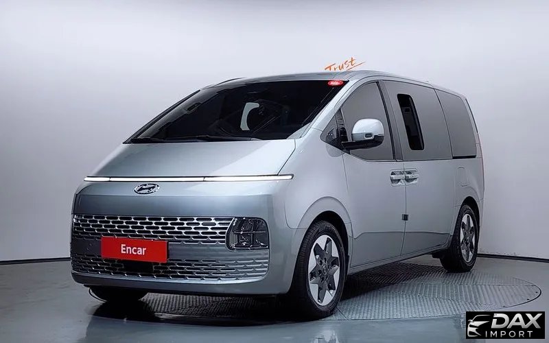 Hyundai Staria Tourer 9-Seater