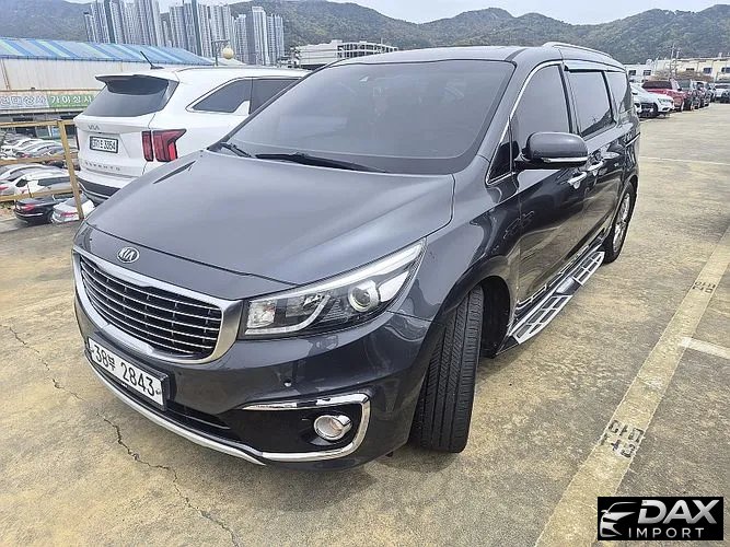 Kia Canival 9-seater Noblesse