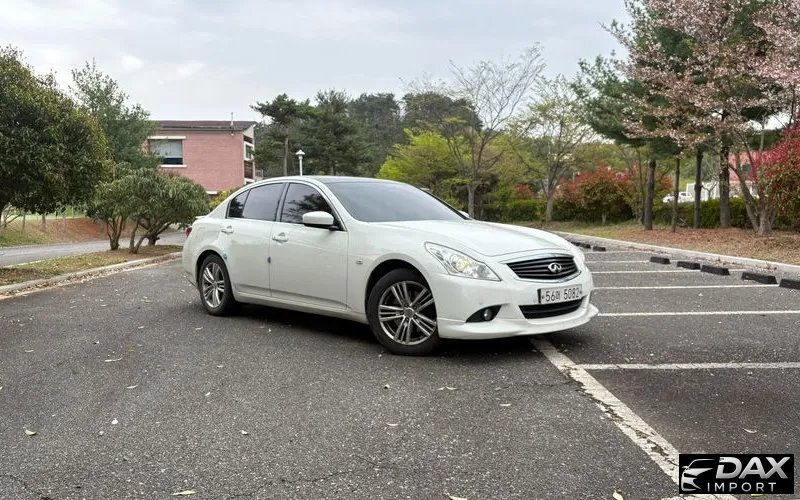 Infiniti G Sedan Premium