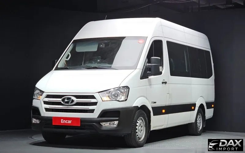 Hyundai Solati 15-seater