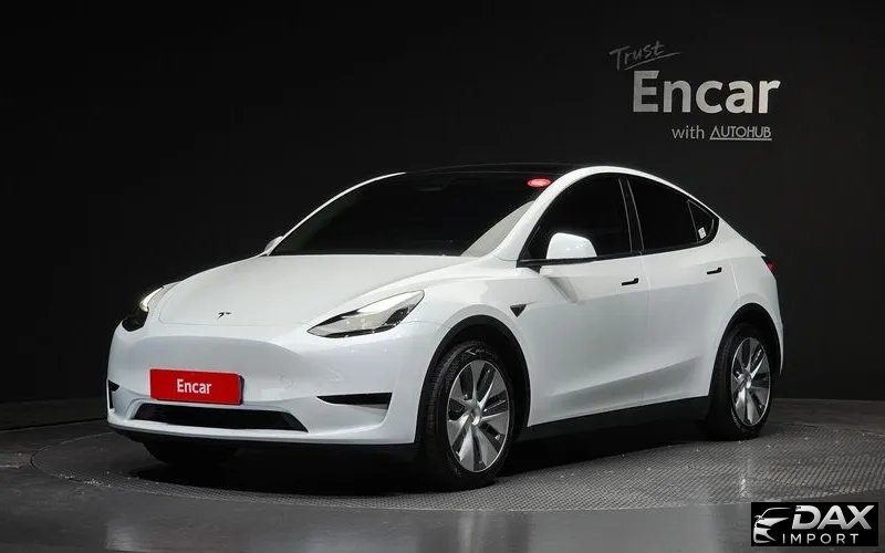 Tesla Model Y RWD