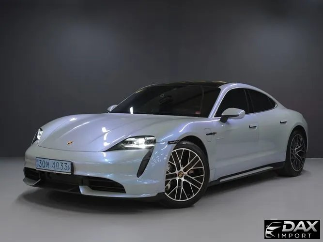 Porsche Taycan Turbo