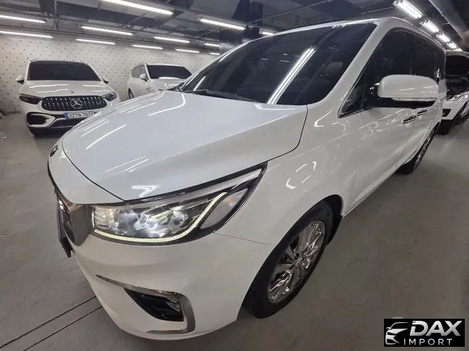 Kia Canival 7-Seater Limousine