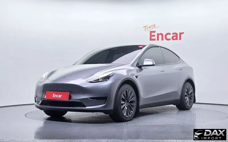 Tesla Model Y RWD