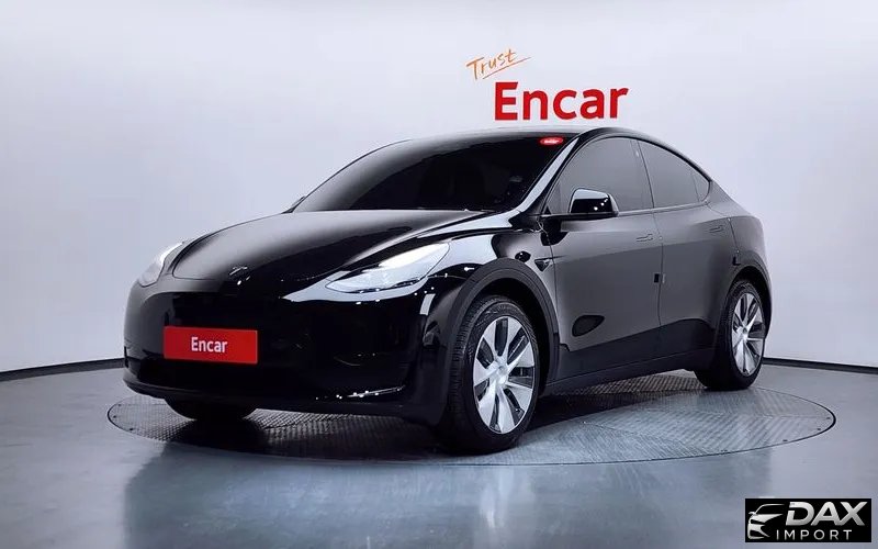 Tesla Model Y RWD