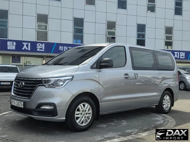 Hyundai Starex Van 3-Seater