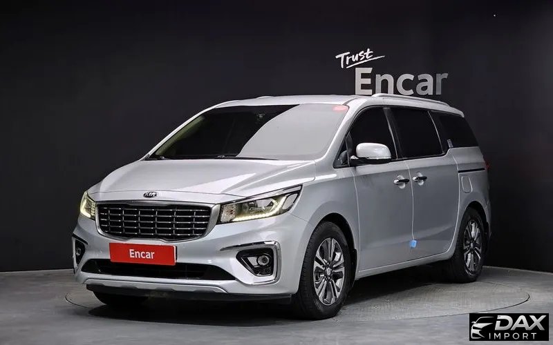 Kia Canival 9-Seater Luxury