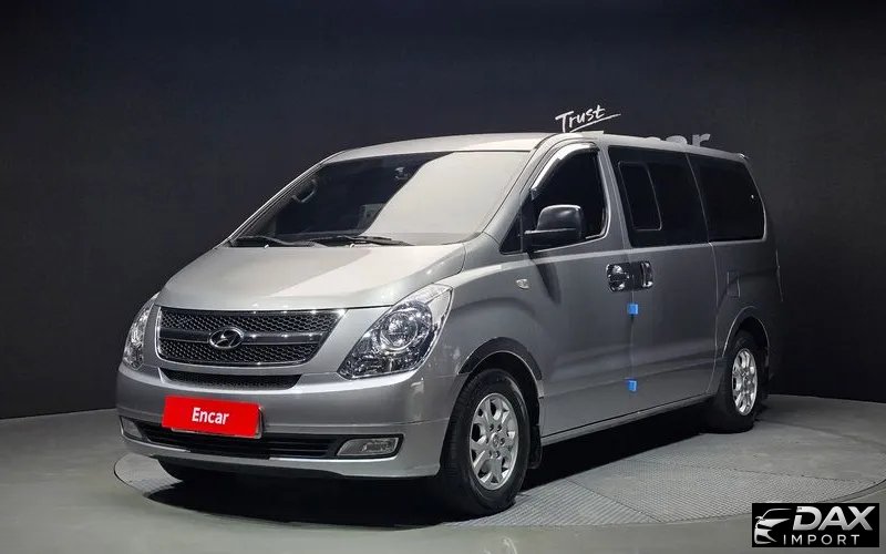 Hyundai Starex 12-Seater Wagon