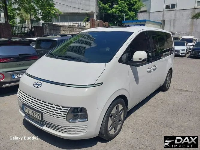 Hyundai Staria 4WD Tourer 11-Seater