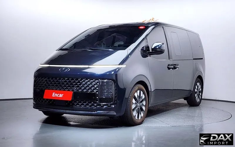 Hyundai Staria 4WD Lounge 7-Seater