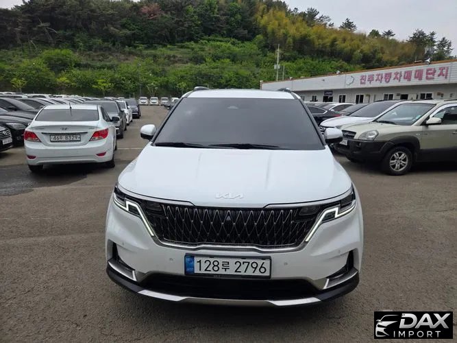 Kia Canival 9-Seater Signature