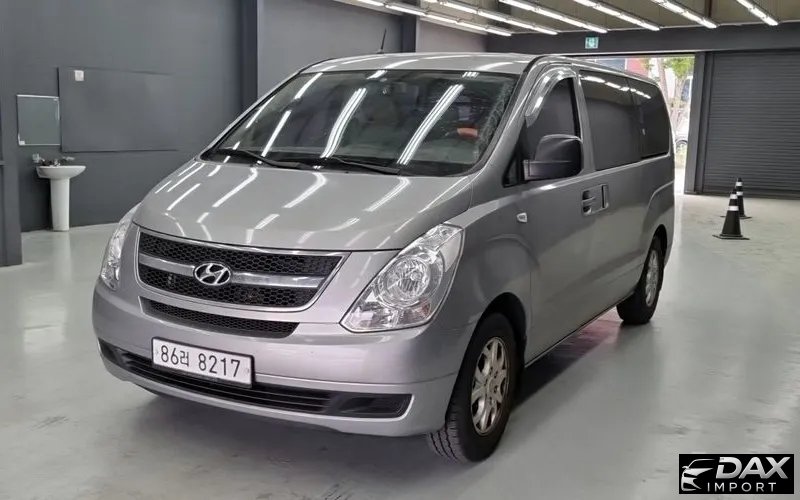 Hyundai Starex 5-Seater VAN