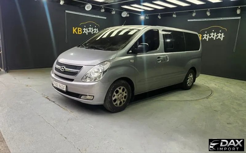 Hyundai Starex 5-Seater VAN