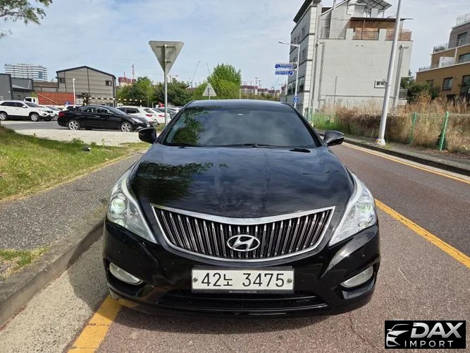 Hyundai Grandeur HG240 Modern