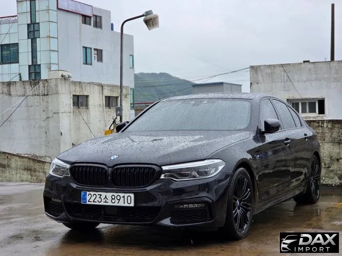 BMW 5-Series 530i M Sport Package Plus