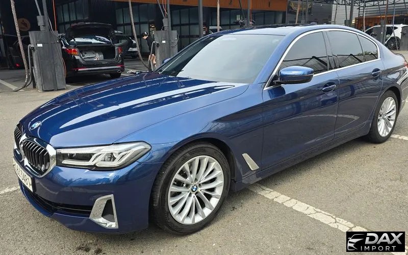 BMW 5-Series 520i Luxury