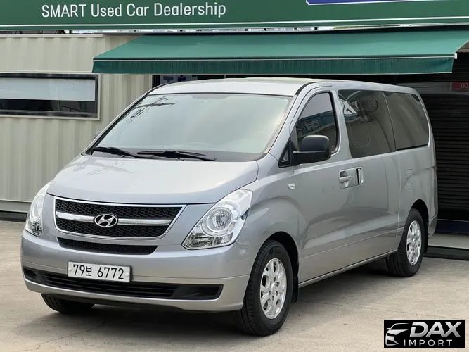 Hyundai Starex 12-Seater Wagon