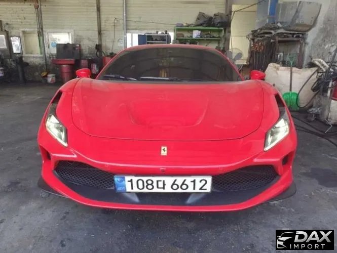 Ferrari F8 3.9 V8