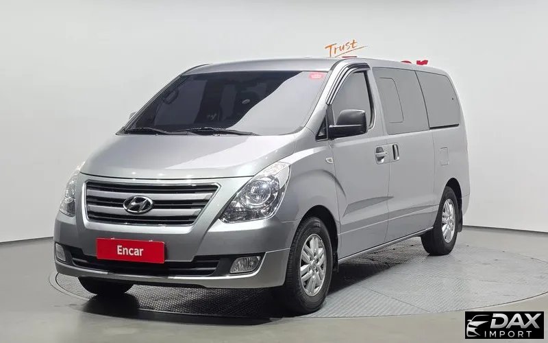Hyundai Starex 12-Seater Wagon