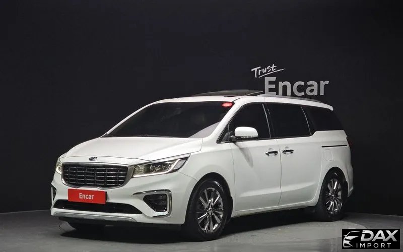 Kia Canival 9-Seater Luxury