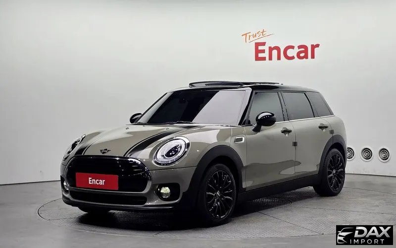 Mini Clubman Untied suit Edition