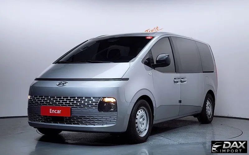 Hyundai Staria 4WD Tourer 11-Seater