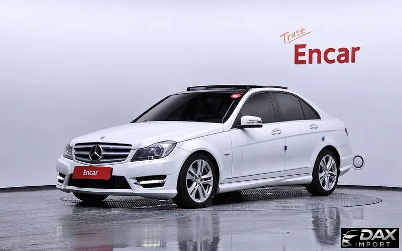 Mercedes-Benz C-Class C200 CGI AVANTGARDE