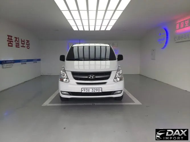 Hyundai Starex 5-Seater VAN
