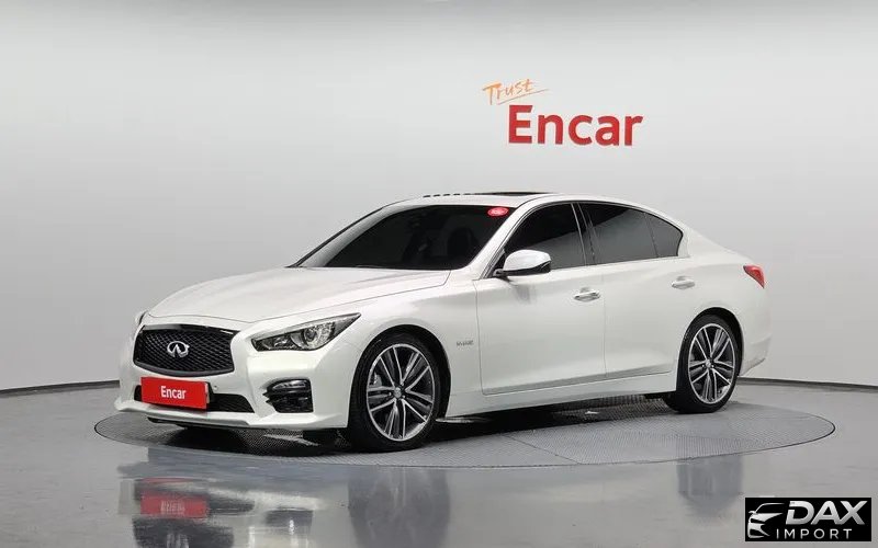 Infiniti Q50 3.5 Hybrid Essence