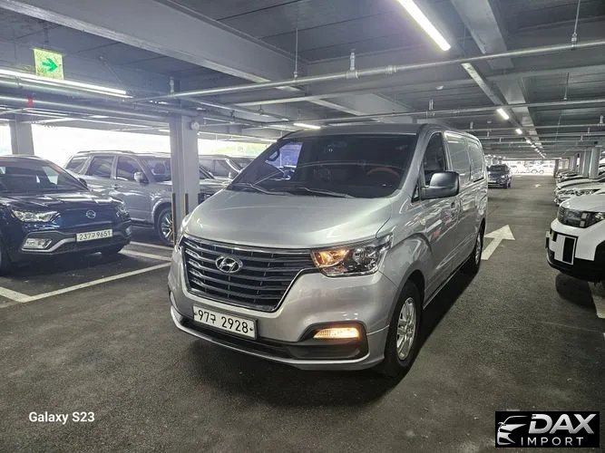 Hyundai Starex Van 3-Seater