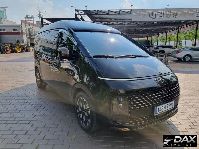 Hyundai Staria 4WD Lounge 7-Seater