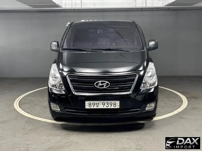 Hyundai Starex 3-Seater VAN