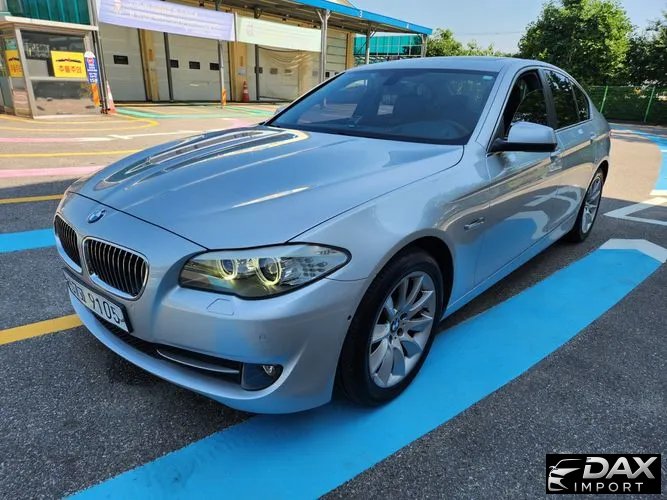 BMW 5-Series 528i