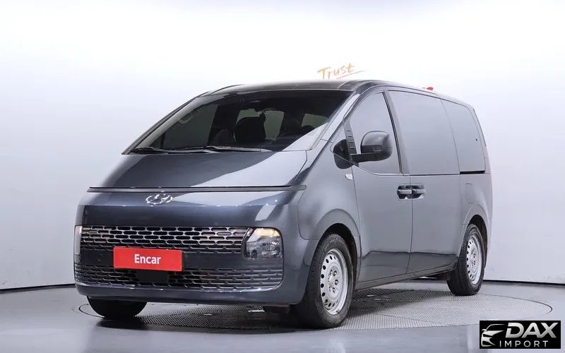 Hyundai Staria Tourer 11-Seater