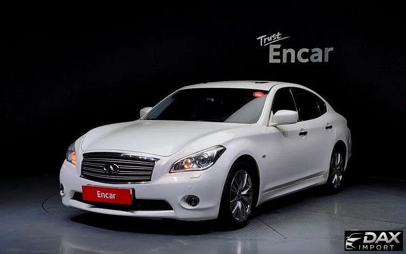 Infiniti M Exclusive